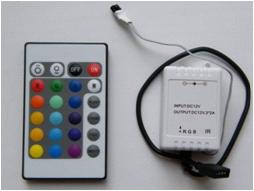 Светодиодный контроллер на 3 канала.RGB-контроллер с IR ДУ, имеет 16 статических и 4 динамических программ переключения, регулировка яркости. Выход 12V 72W, до 6A. Может управлять 10м RGB ленты.